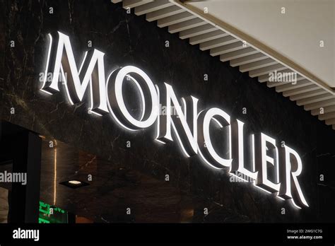 magasin moncler chine